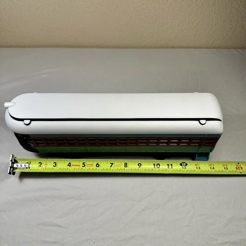 Lionel Polar Express Train Replacement Coach Car, Ready To Play 7-11824 - Picture 10 of 11